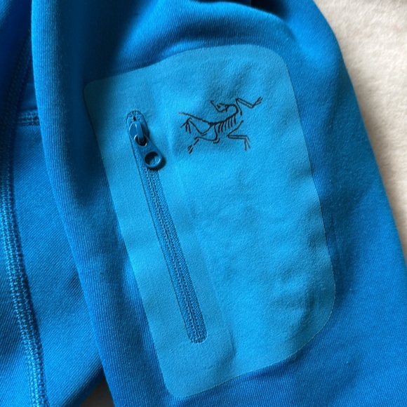 Arc’Teryx Women’s Quarter Zip Fleece Blue Pullover Size Small - Picture 2 of 12